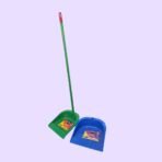Plastic Standing Dust Pan - Image 2