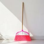 Ergonomic Broom –  CV Design - Image 3