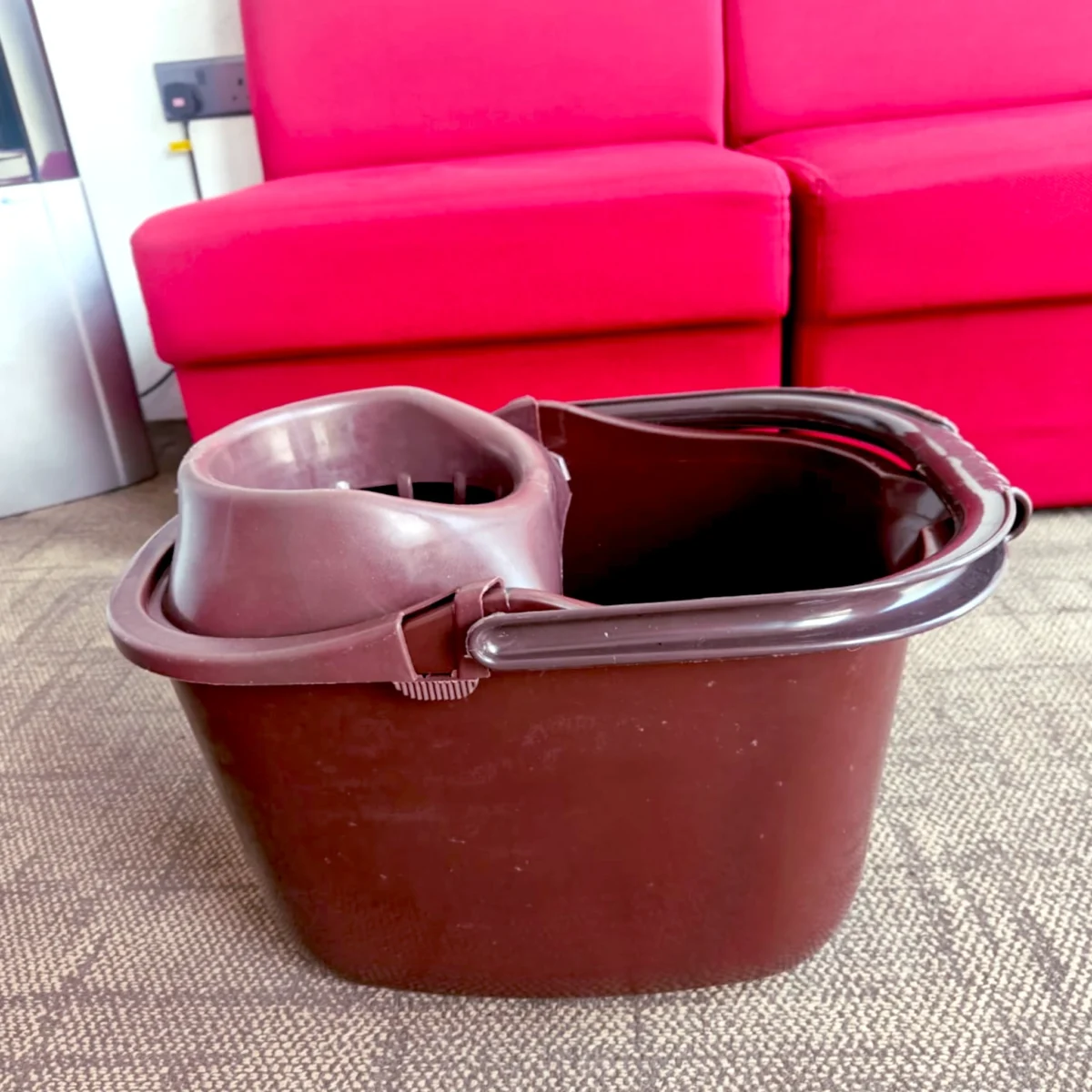 Mop Bucket Palate - Image 4